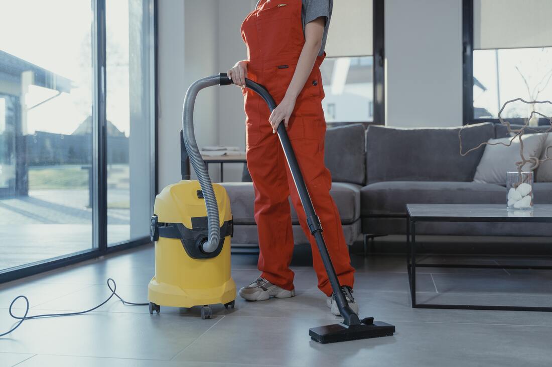 commercial cleaning service, work, experience, business, company, people, team, customers, building, staffPicture